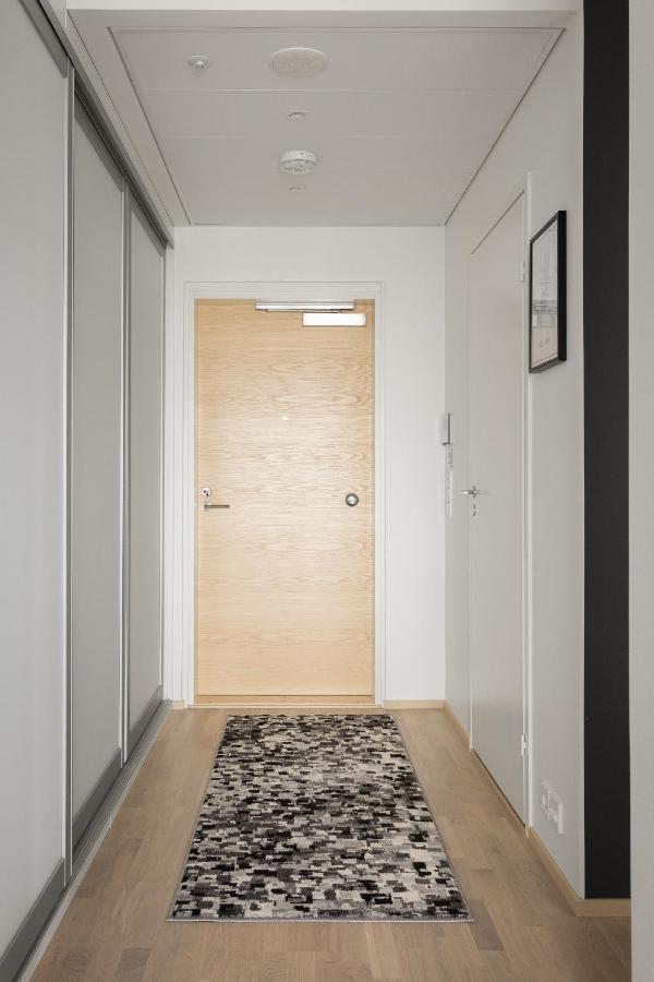 Sky View-27Th Floor Modern Apartment Kids Welcome Helsinki Exterior photo